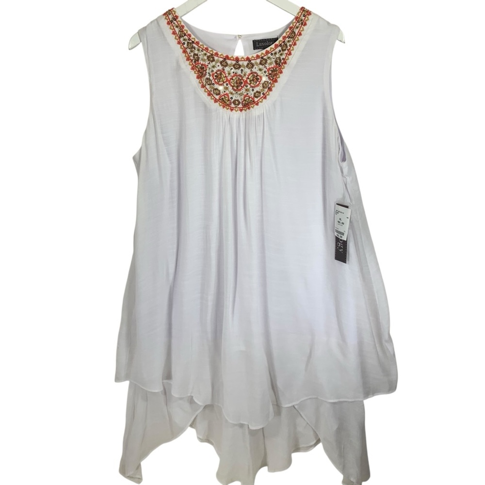 NWT LUXOLOGY Embroidered White Sleeveless Top size xl